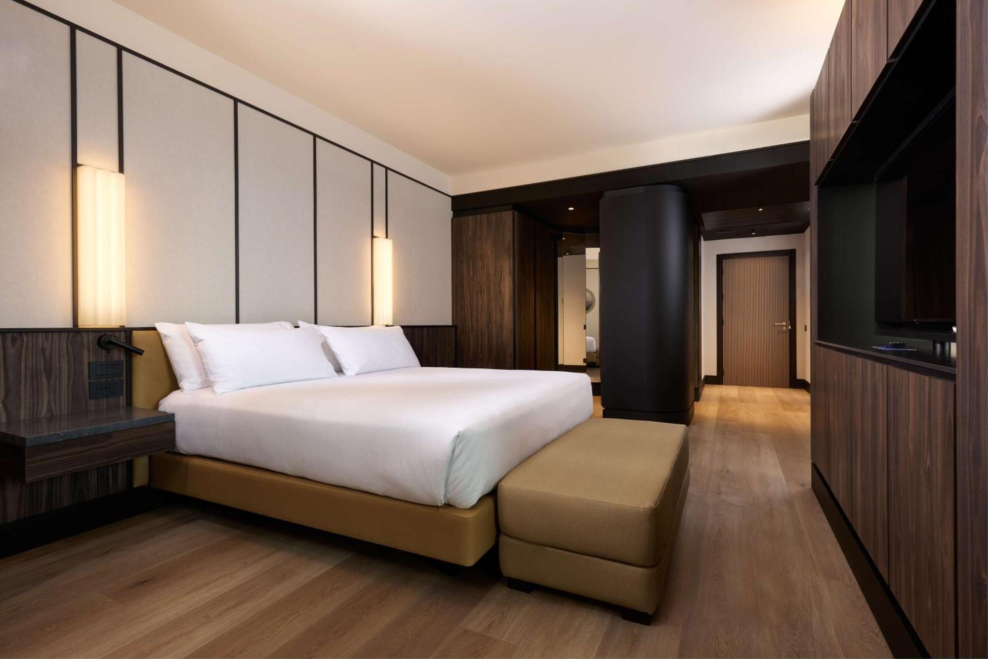 Hilton Rome Airport Hotel Fiumicino Exterior photo