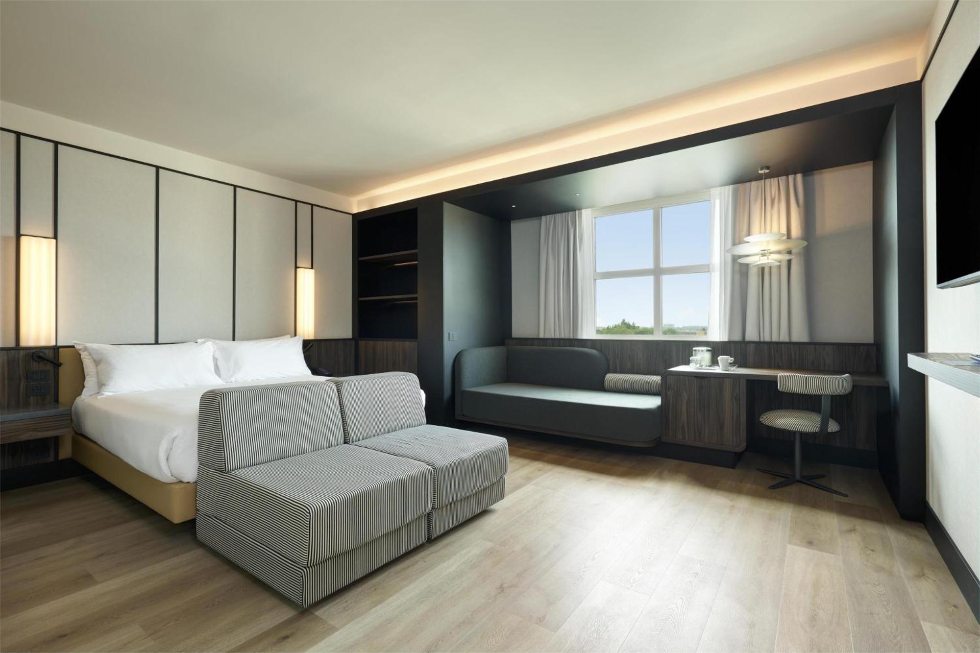 Hilton Rome Airport Hotel Fiumicino Exterior photo